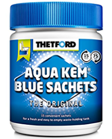 Aqua Kem Blue Sachets Thetford su sfondo bianco